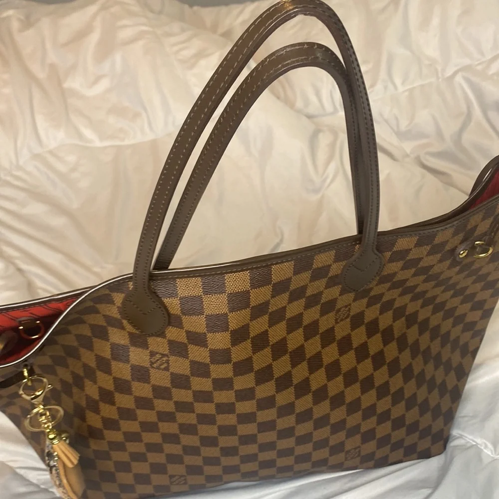 Large Neverfull - Picture 4 of 13